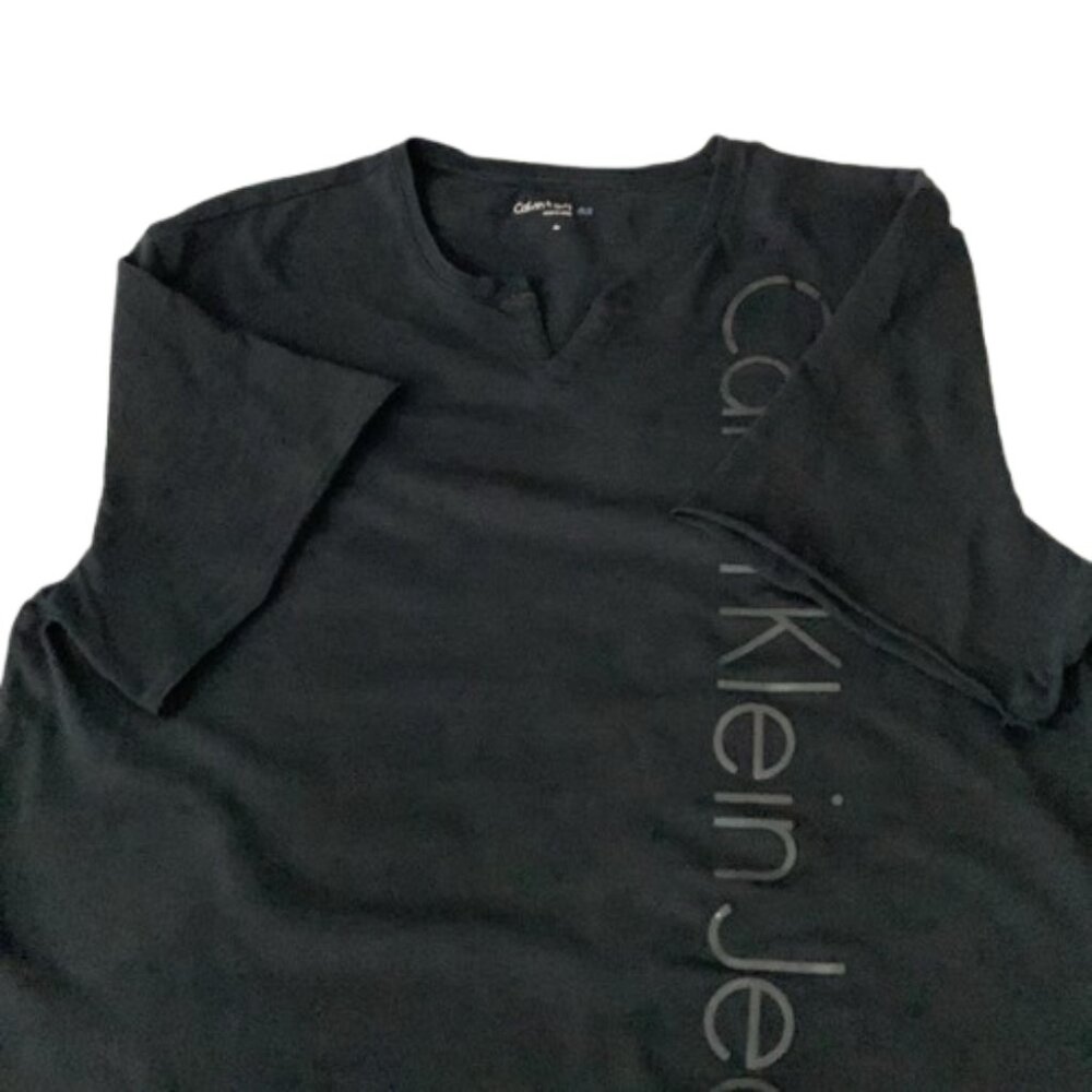 Calvin Klein Mens Henley Short Sleeve T-Shirt Cotton Casual Shirt - Picture 1 of 8
